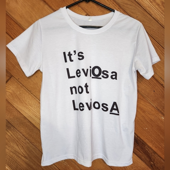 Source Unknown Tops - Harry Potter It's LeviOsa not LeviosA Hermione Granger quote white medium tshirt